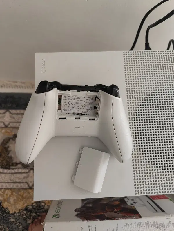 xbox one s یک ترا درایو خور|کنسول، بازی ویدئویی و آنلاین|همدان, |دیوار