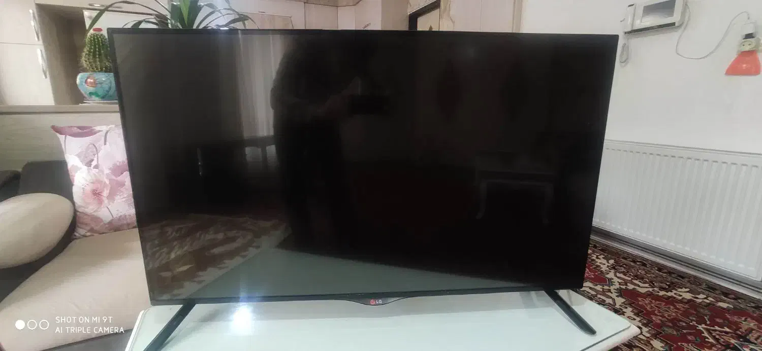 تلویزیون|تلویزیون و پروژکتور|صوفیان, |دیوار