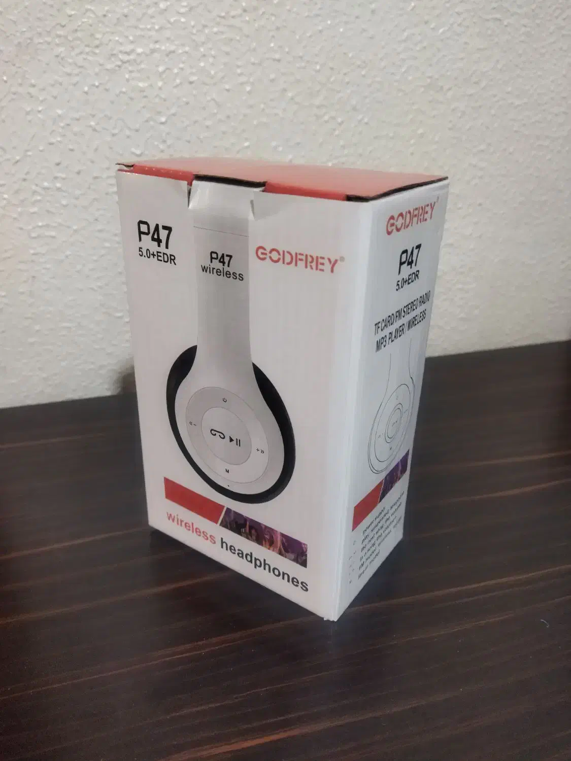 هدفون رنگ سفید و مشکی بلوتوثی|لوازم جانبی موبایل و تبلت|شاهین‌شهر, شهرک گلدیس|دیوار