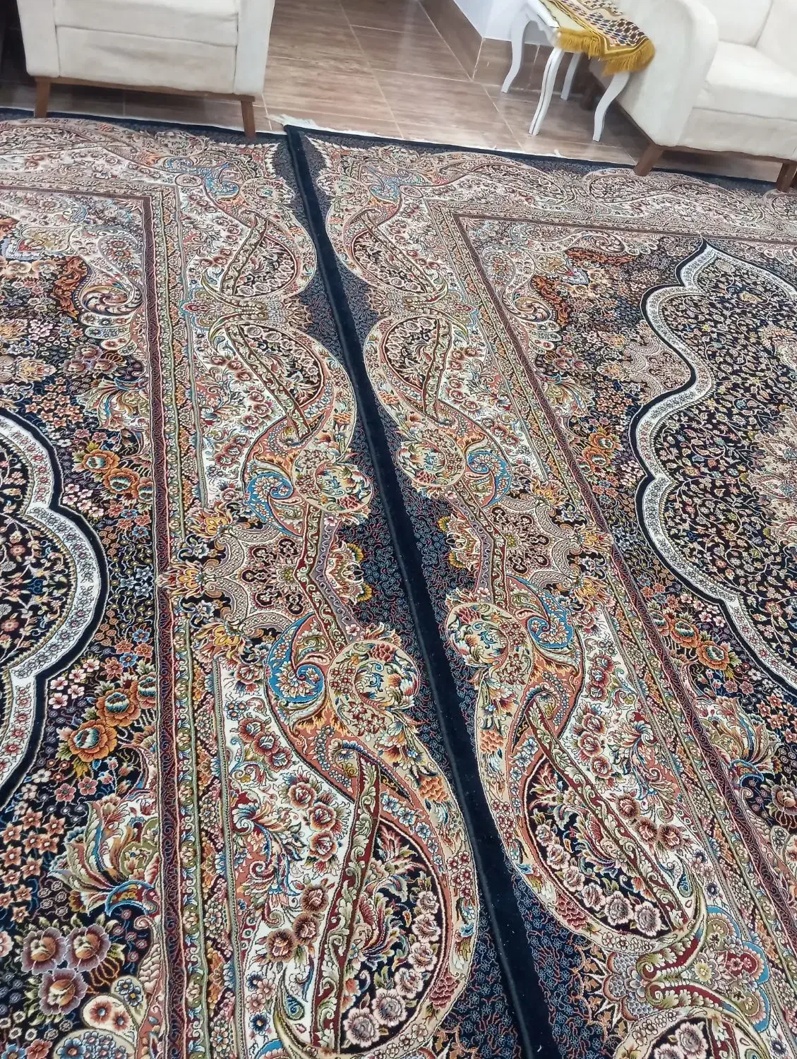 دو عدد قالی|فرش|تربت جام, شهرک معلم|دیوار