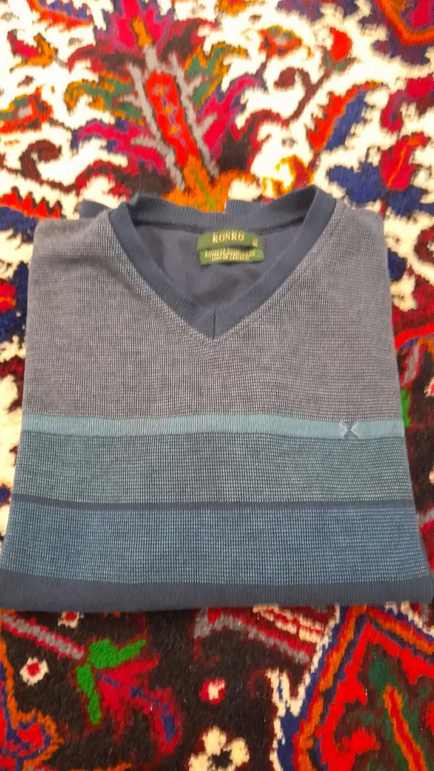 پلیور|لباس|تهران, بلورسازی|دیوار