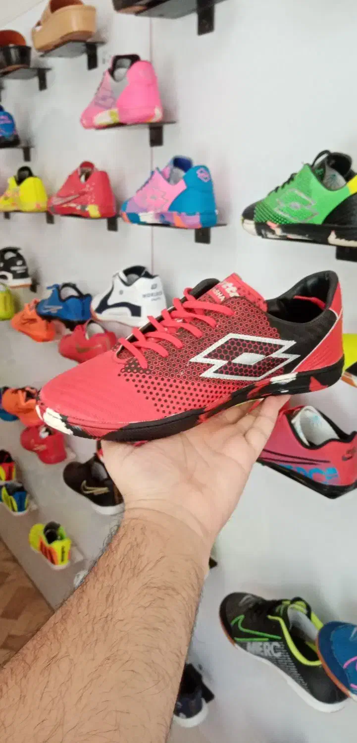 جیک جیکی کتونی سالنی لوتو نایک و پوما زیره لاستیک|حراج|قم, ولیعصر|دیوار