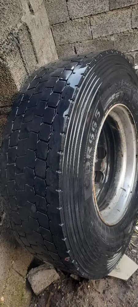 لاستیک جی تی|قطعات یدکی و لوازم جانبی|سنگر, |دیوار