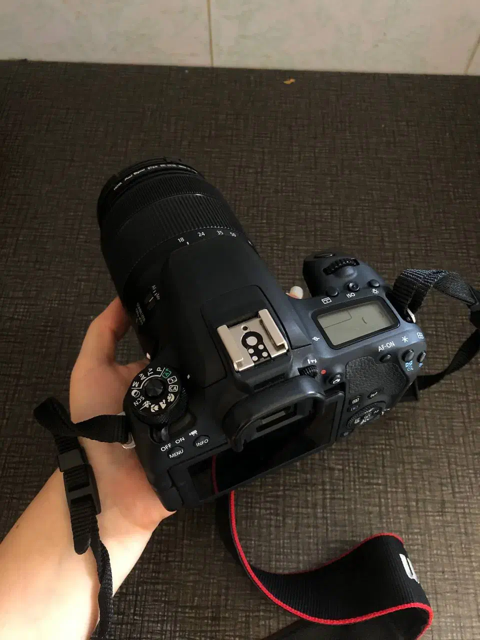 دوربین عکاسی canon 77D|دوربین عکاسی و فیلم‌برداری|آمل, |دیوار