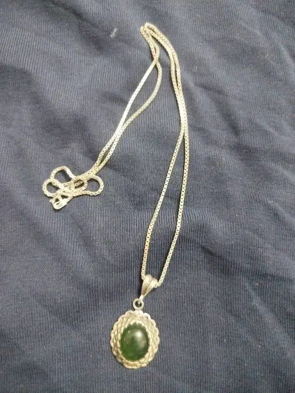 زنجیر وپلاک نقره|جواهرات|کاشان, راوند|دیوار