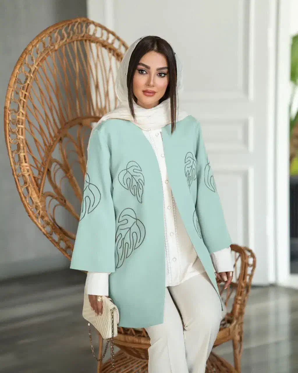 فروش به علت تغییر شغل زیر فاکتور خرید|لباس|یزد, |دیوار