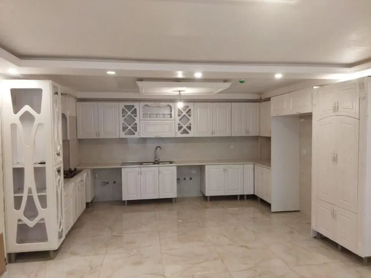 وکیــوم کابینت نصب آسان طـرح رومی|مصالح و تجهیزات ساختمان|چمستان, |دیوار