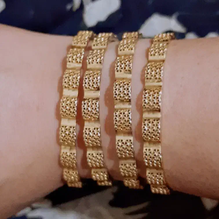 النگو سایز 2و گوشوار|جواهرات|یاسوج, |دیوار