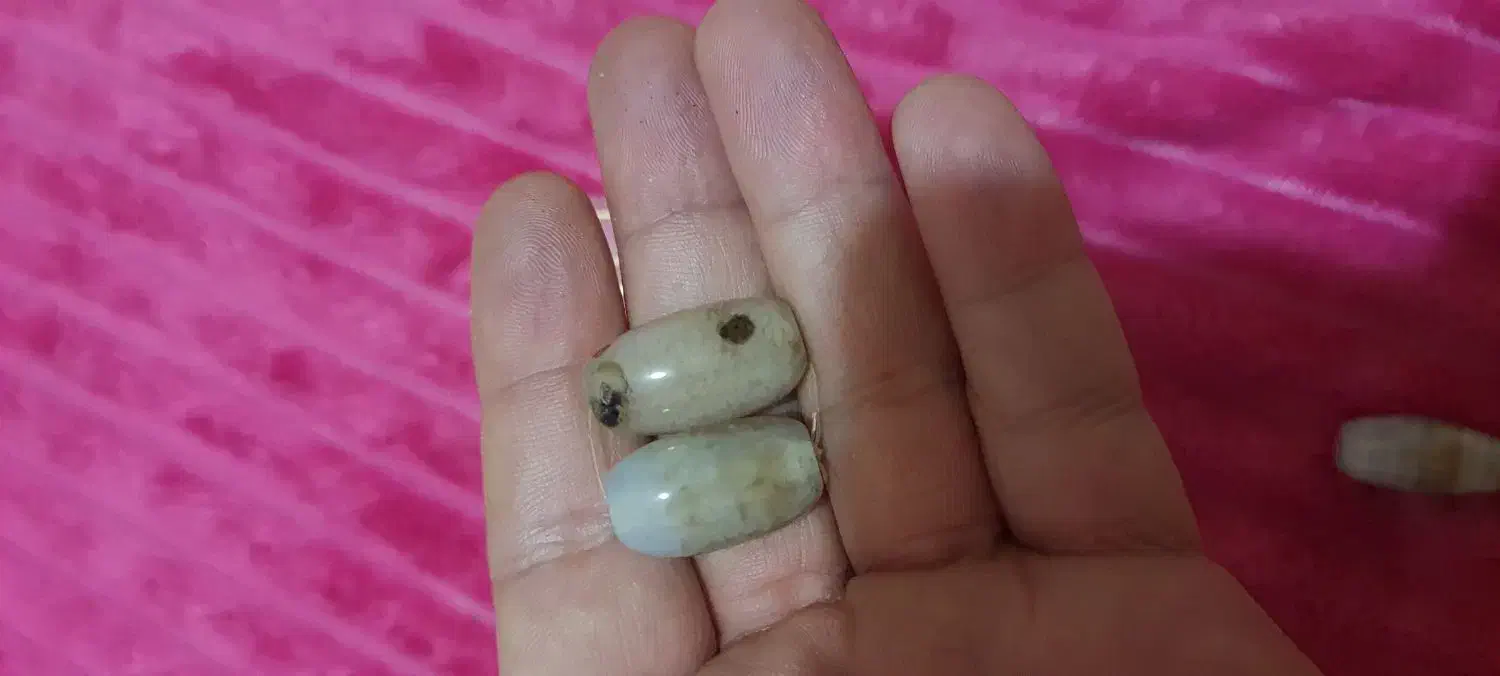 سنگ مهره قدیمی|کلکسیون اشیاء عتیقه|فولادشهر, مسکن مهر فولادشهر|دیوار