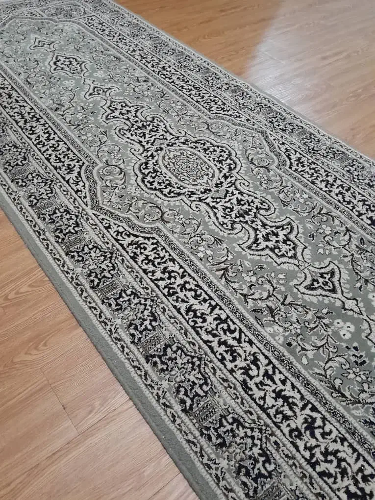 فرش ماشینی ۳×۱ ستاره کویر یزد سالم درحد نو|فرش|مشکیندشت, |دیوار