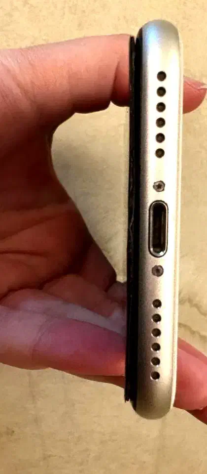 گوشی آیفون se2022|موبایل|تهران, گلستان (شهرک راه آهن)|دیوار