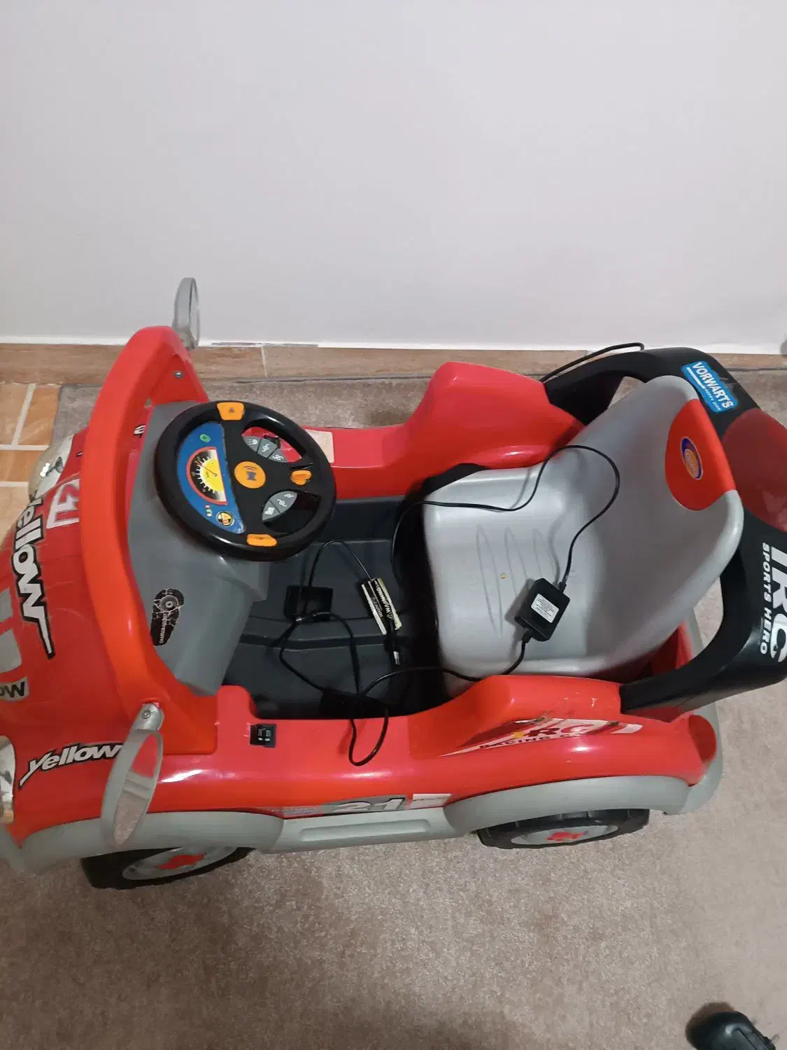 ماشین کنترلی|اسباب‌‌بازی|تنکمان, |دیوار