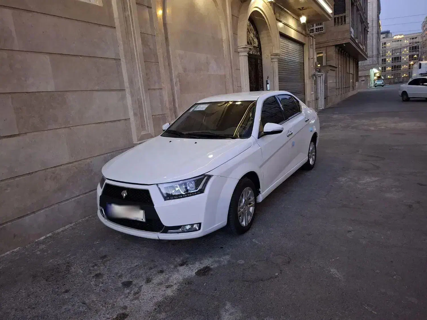 دنا پلاس 5 دنده ساده EF7، مدل ۱۴۰۳|خودرو سواری و وانت|شیراز, شهرک سراج|دیوار