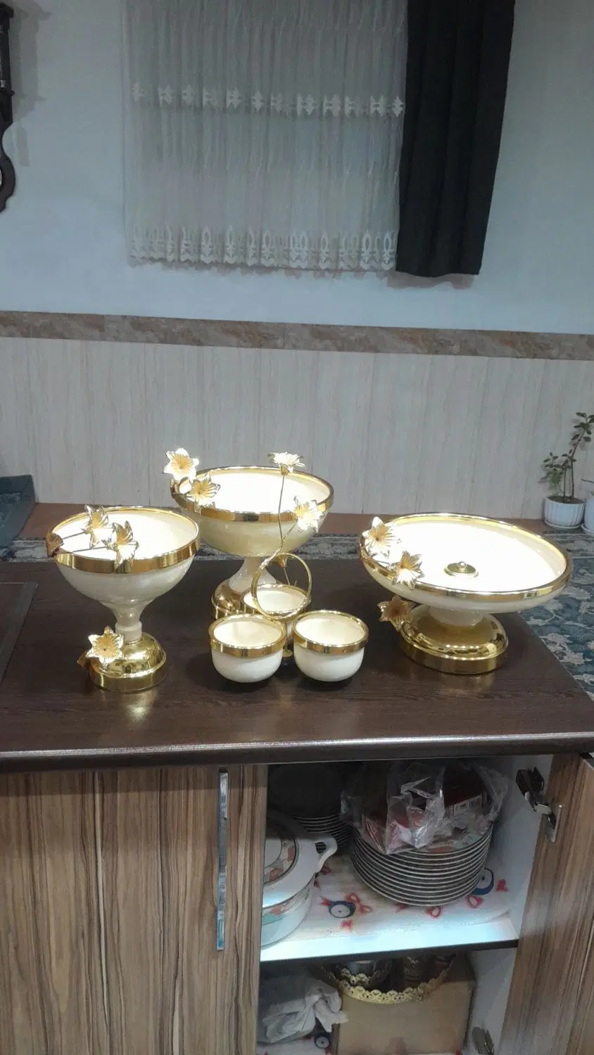 تزینی|سرویس روتختی|اصفهان, حصه جنوبی|دیوار