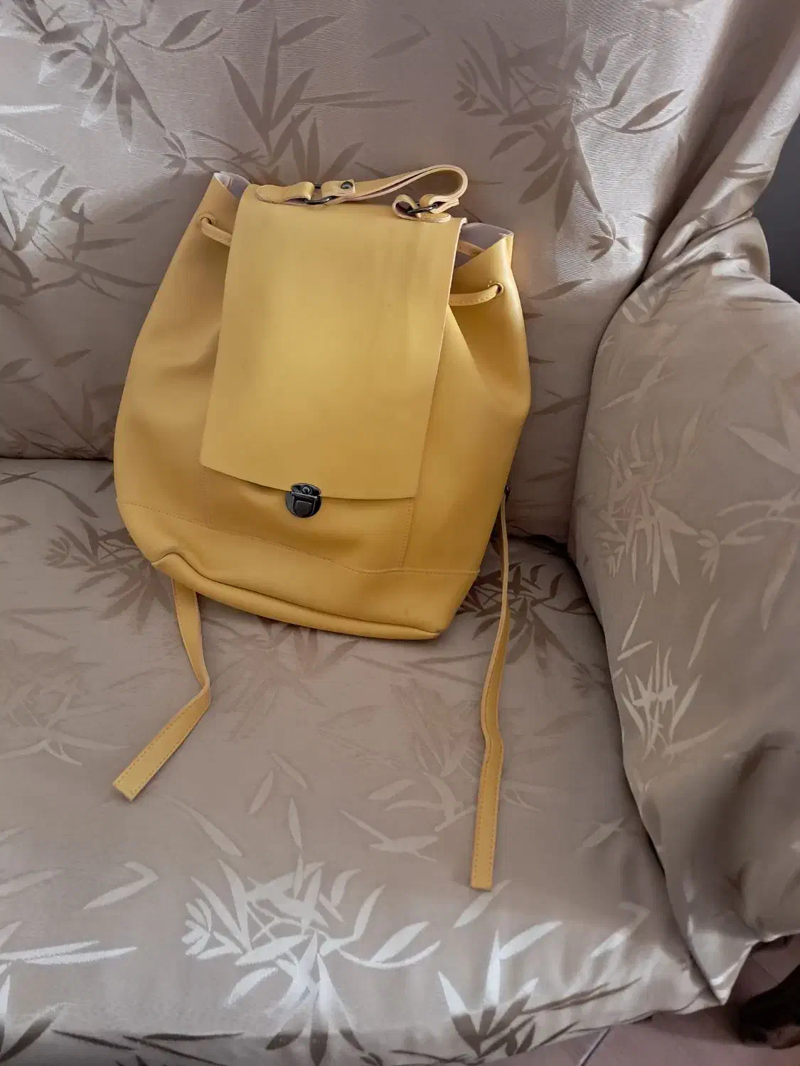 کوله پشتی دخترانه تخفیف ویژه دارد|کیف، کفش، کمربند|شاهرود, |دیوار