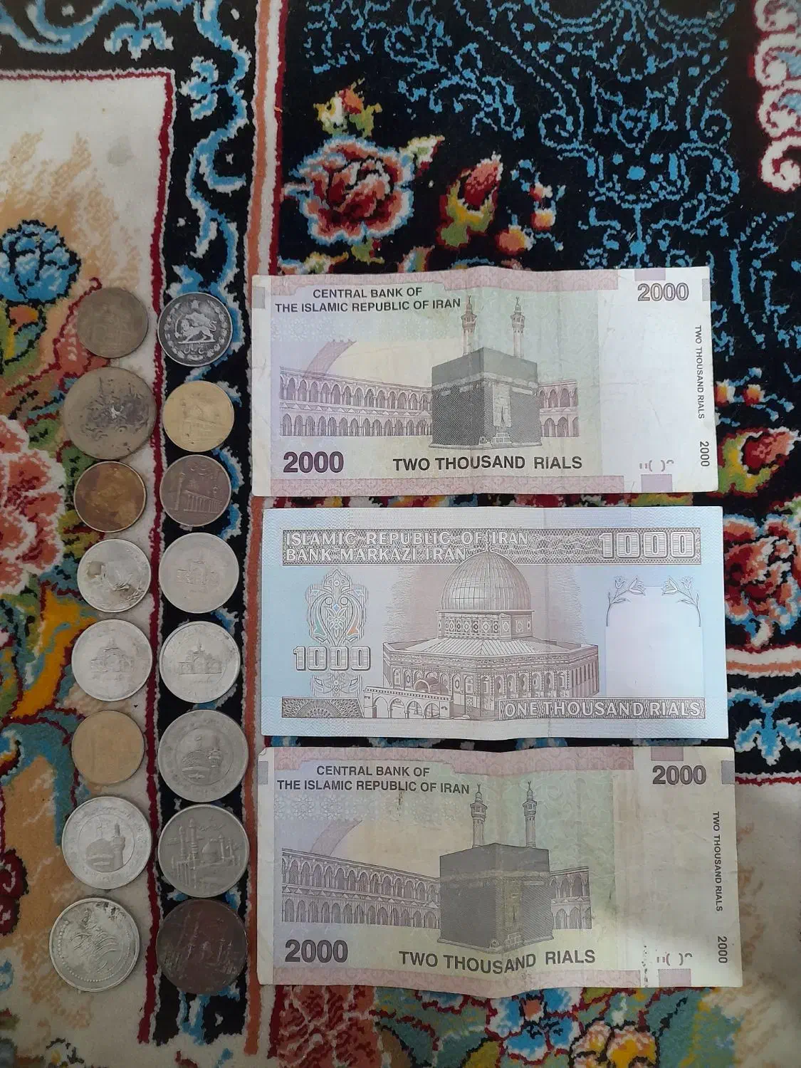 تعدادی پول و سکه|کلکسیون سکه، تمبر، اسکناس|تویسرکان, |دیوار