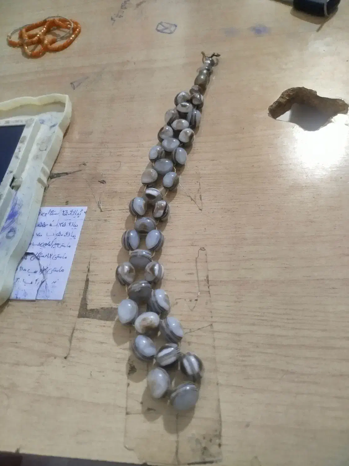 تسبیح خوشگل و شیک|کلکسیون اشیاء عتیقه|مرند, |دیوار