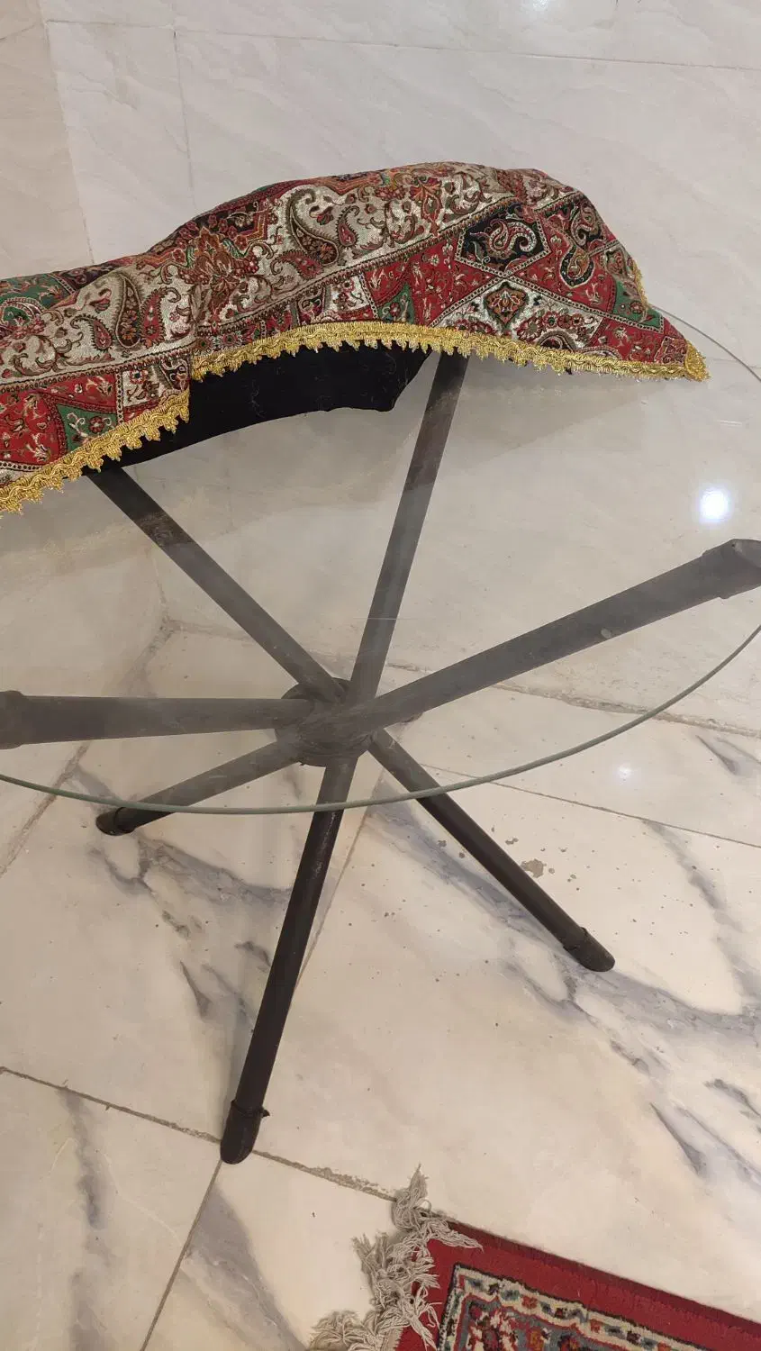 میز|میز و صندلی غذاخوری|اهواز, کوی جانبازان(دانش)|دیوار