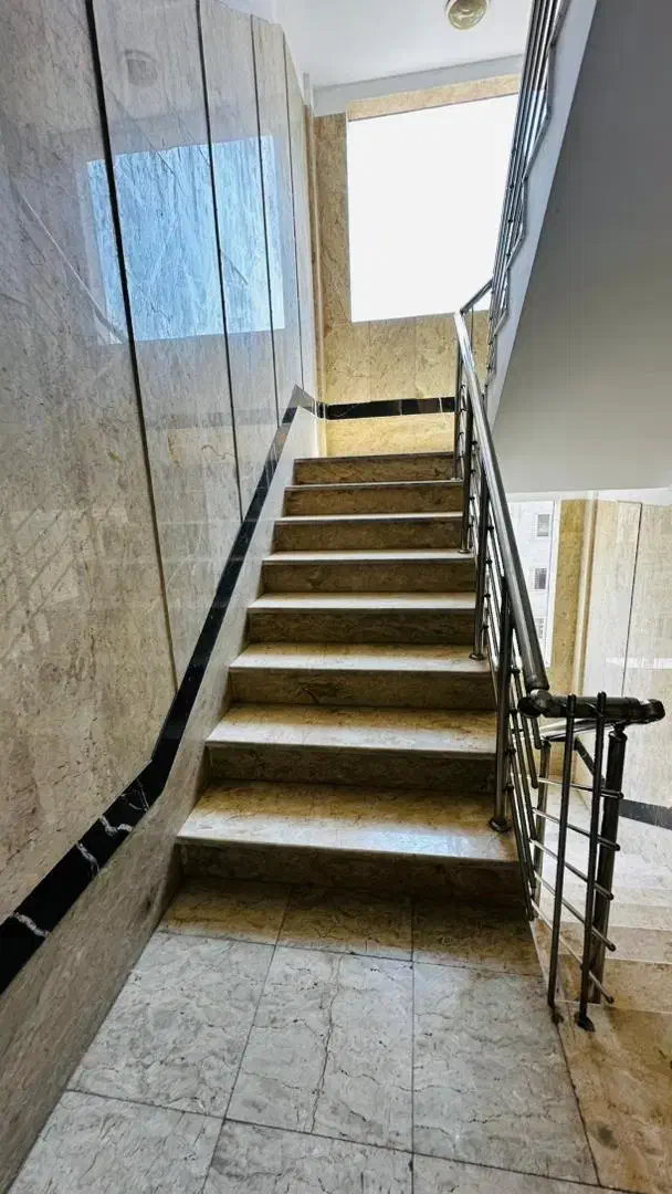 ۱۱۶متر پیروزی