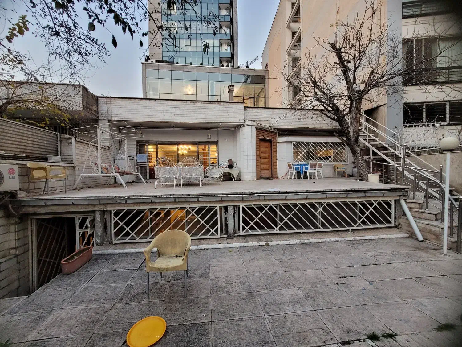 فرمانیه اندرزگو۴۲۰متر۳خواب/۹۰مترسوئیت ویلایی|اجارهٔ خانه و ویلا|تهران, فرمانیه|دیوار