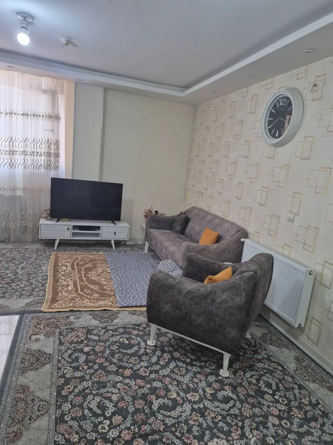 رهن و اجاره آپارتمان ۲خوابه در C2|اجارهٔ آپارتمان|فولادشهر, B2|دیوار