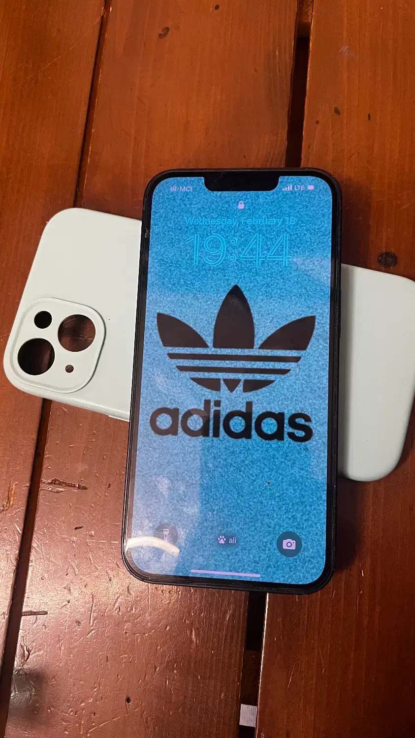 ایفون 13نرمال|موبایل|کرج, ساسانی (قلمستان)|دیوار