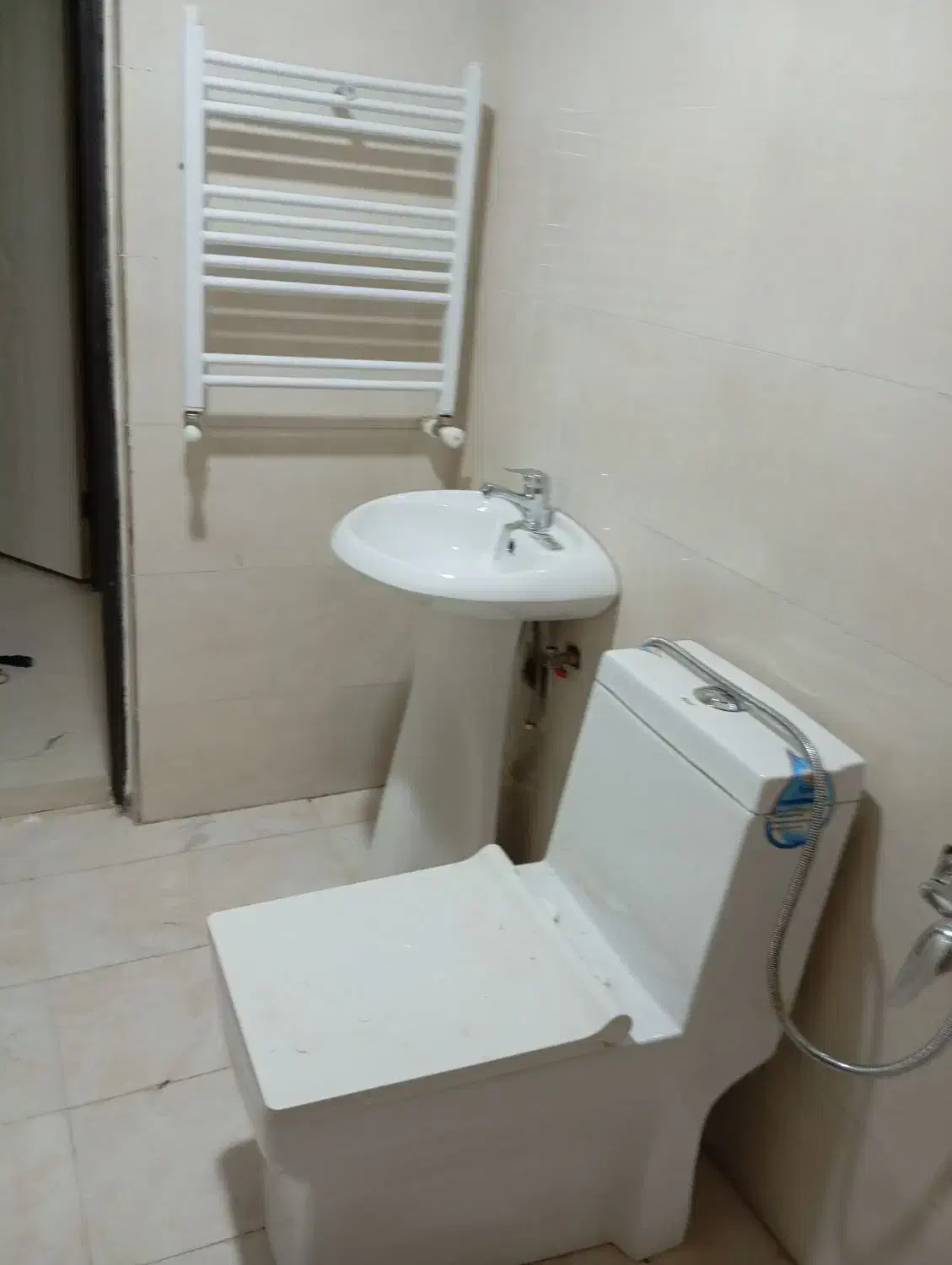 تعمیر آبگرمکن در منزل شبانه روزی بدونه تعطیلی|خدمات پیشه و مهارت|زنجان, |دیوار