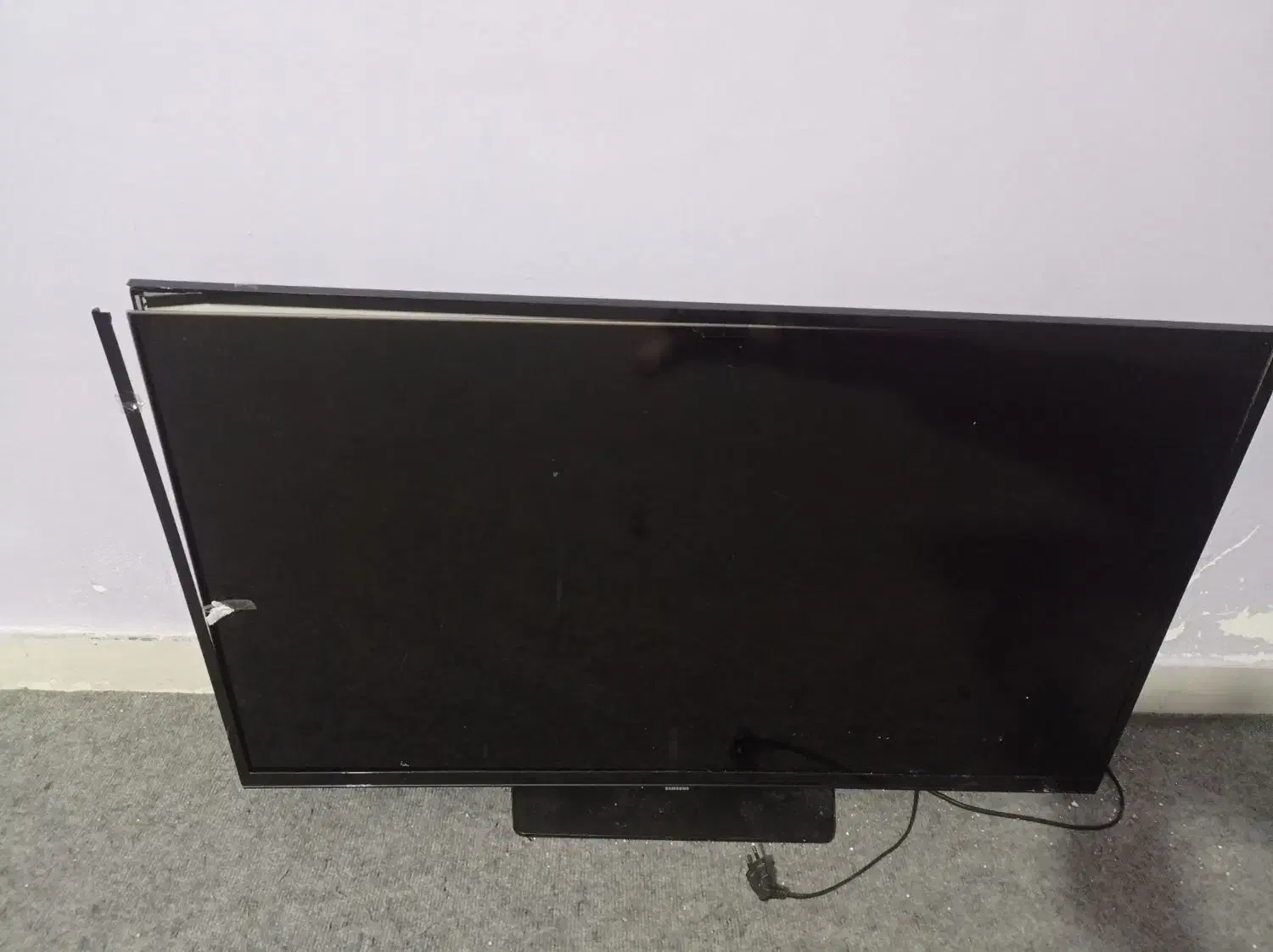 ال ای ادی شکسته 40سامسونگ|تلویزیون و پروژکتور|اهواز, شهرک دانشگاه|دیوار