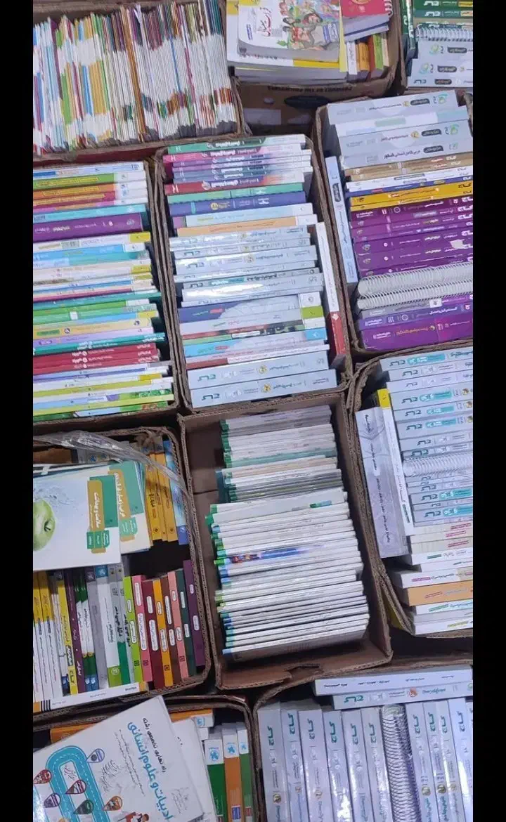 خرید و فروش کتاب کارتن روزنامه کاغذ|کتاب و مجله آموزشی|مشهد, نوید|دیوار