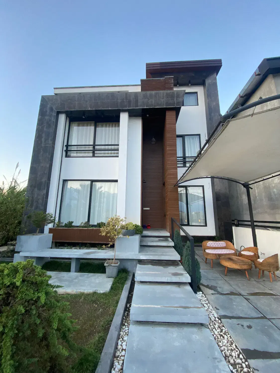 ویلا استخردار فوق لاکچری ۴ خواب|اجارهٔ کوتاهمدت ویلا و باغ|نور, |دیوار