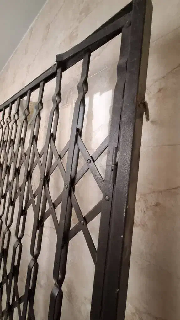 درب آکاردئونی ۲۰۵ در ۱۳۸|مصالح و تجهیزات ساختمان|تهران, ستارخان|دیوار