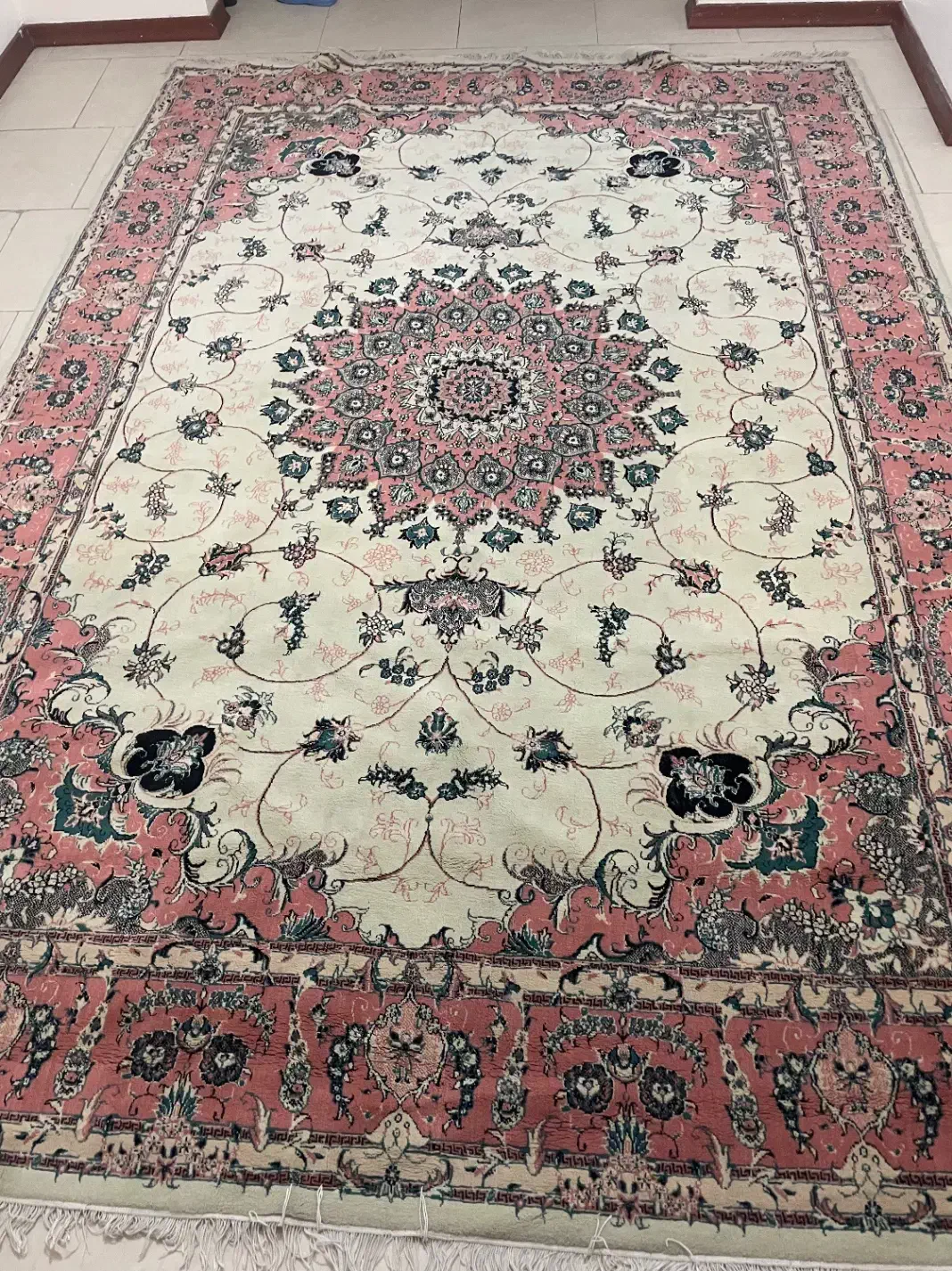 فرش ۹ متری کاشان کرم رنگ|فرش|تهران, اکباتان|دیوار