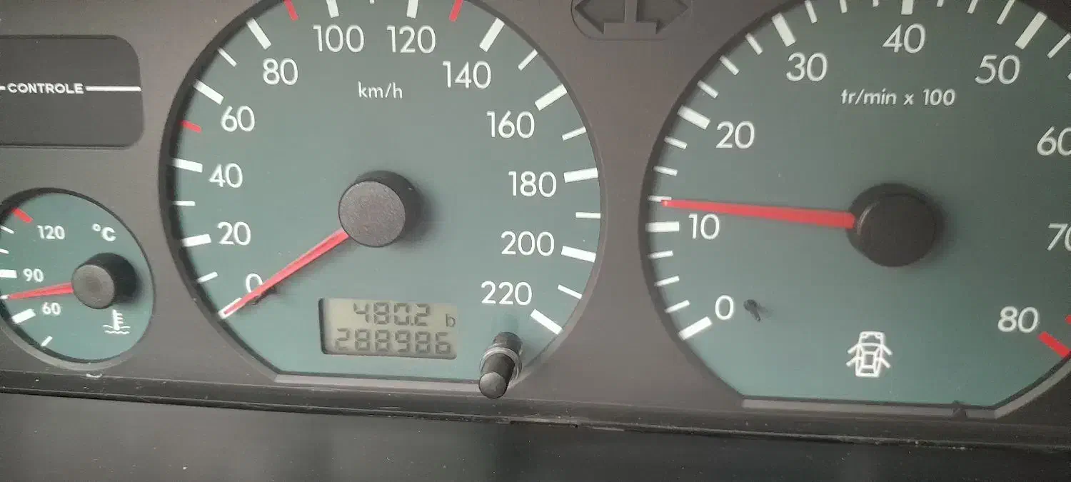 زانتیا۲۰۰۰|خودرو سواری و وانت|هشتگرد, شهرک بوستان|دیوار