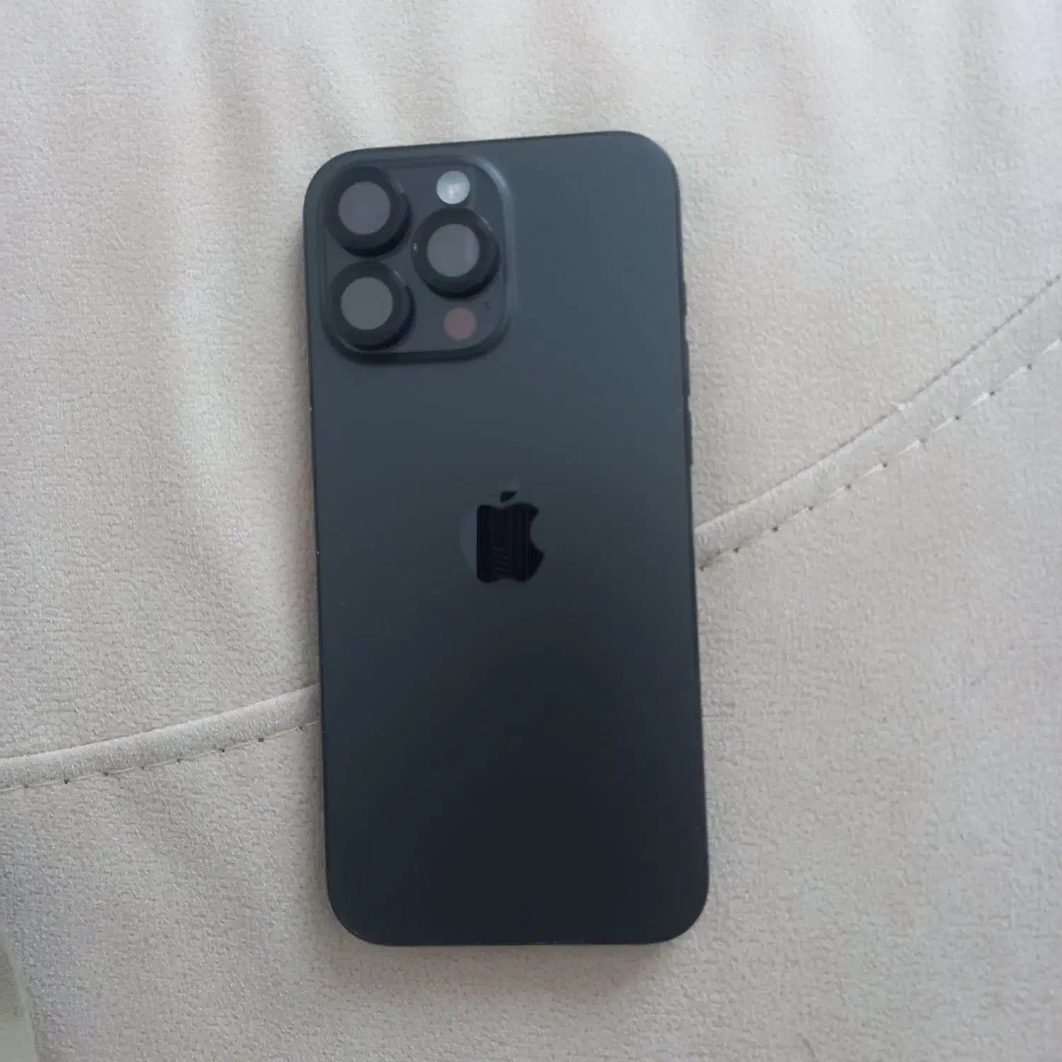 گوشی آیفون ۱۶ مشکی|موبایل|قزوین, |دیوار