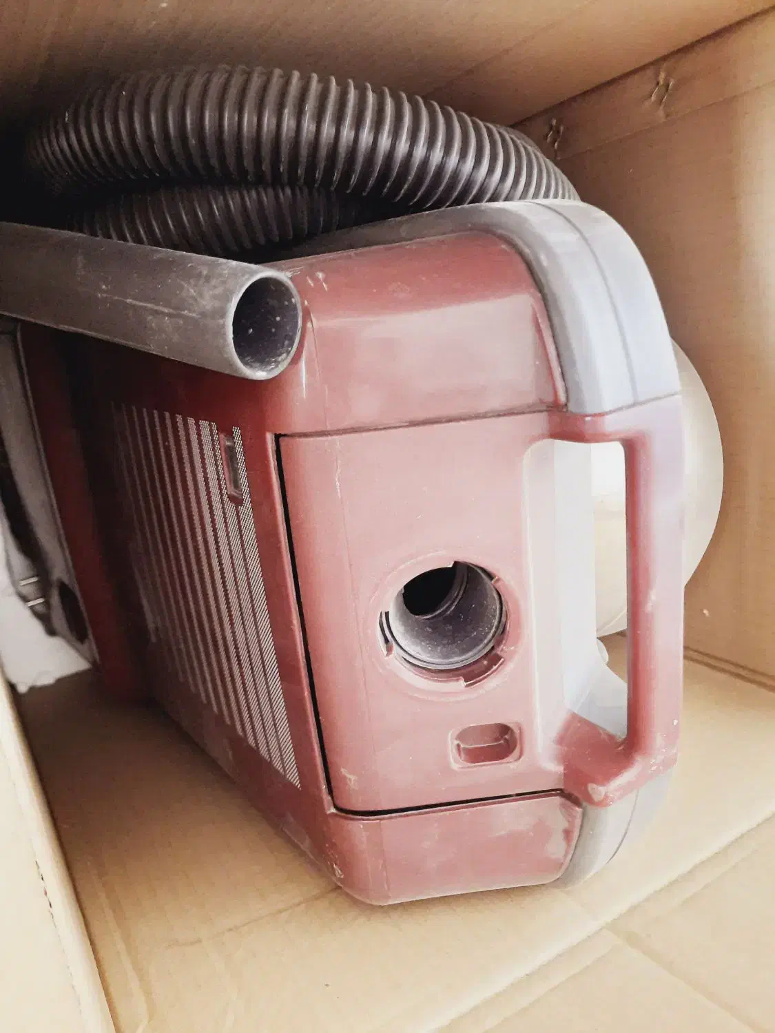 جارو برقی سالم سالم|جاروبرقی، جارو شارژی، بخارشو|شاهینشهر, اقبال لاهوری|دیوار