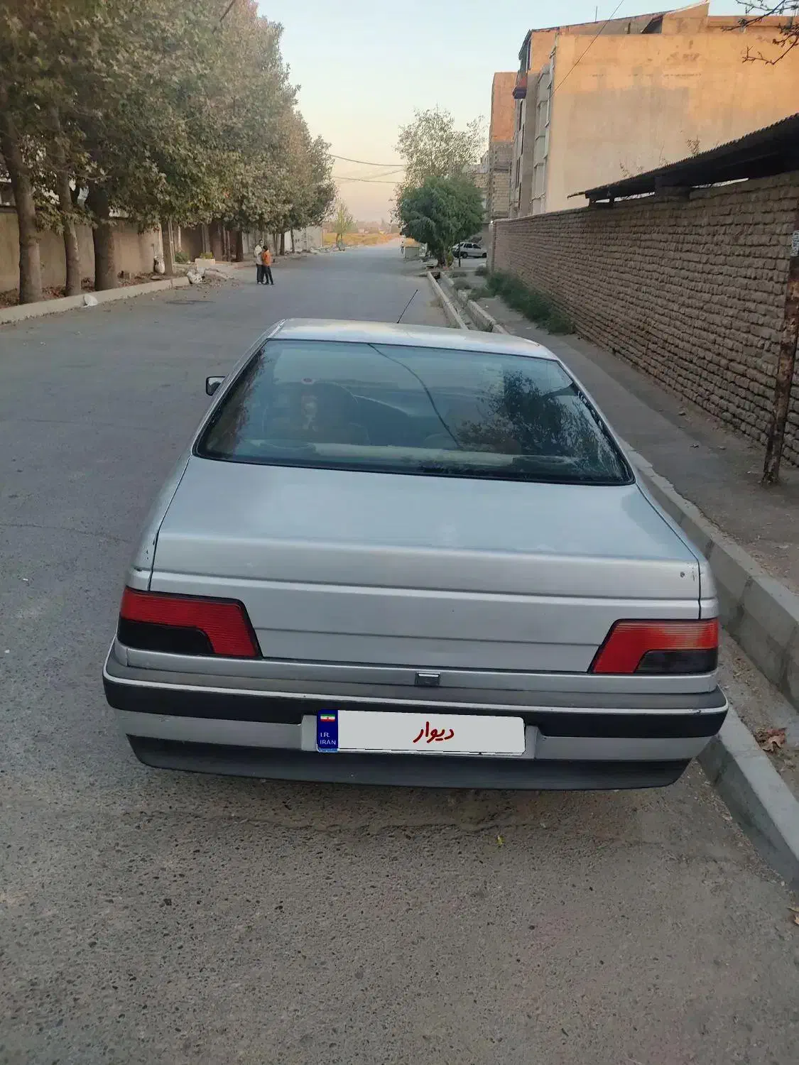 پژو 405نقره ای مدل 88|خودرو سواری و وانت|هشتگرد, هشتگرد قدیم|دیوار