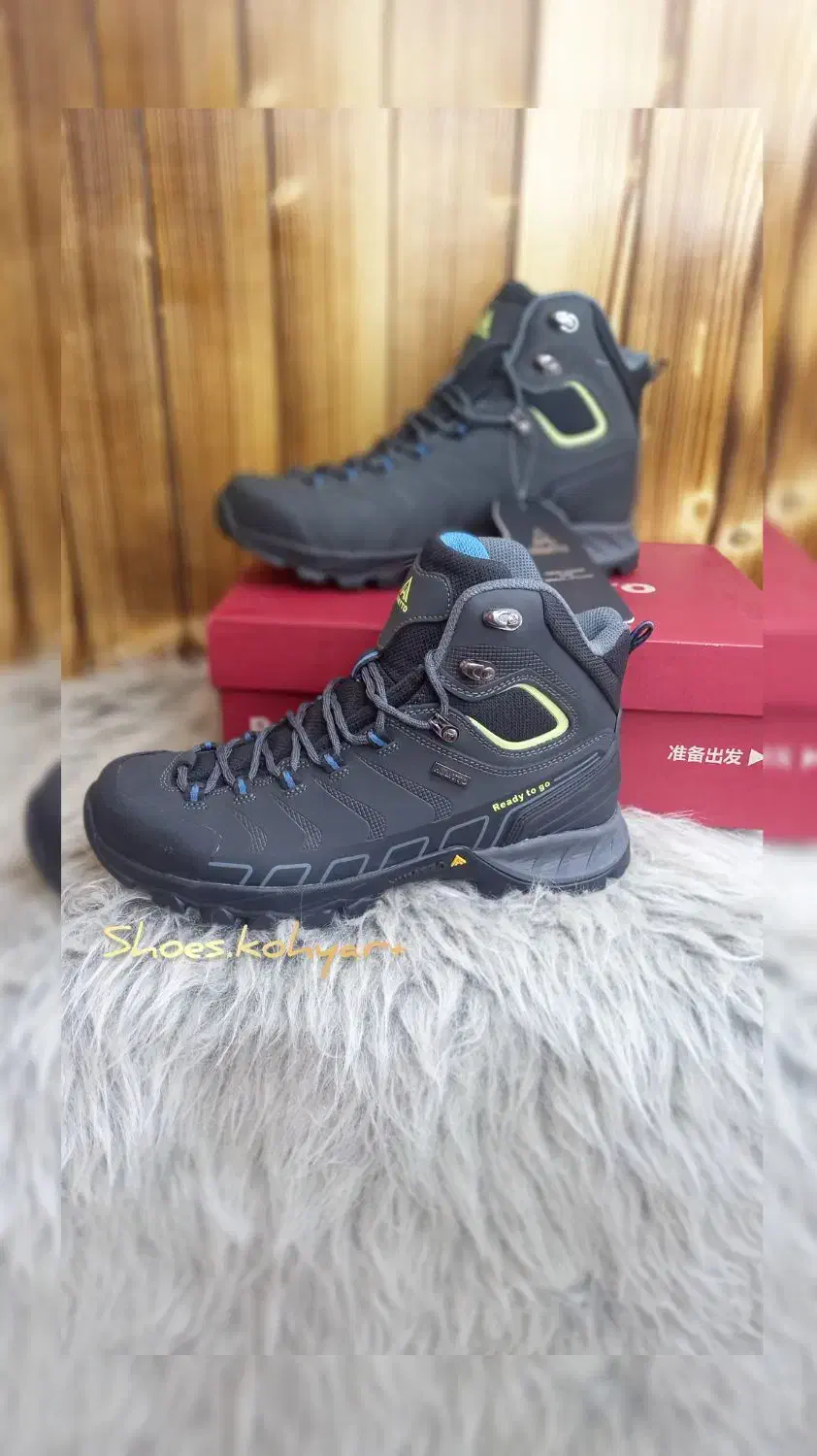 کفش کوهنوردی|کوهنوردی و کمپینگ|اندیشه, شهرک صدف|دیوار