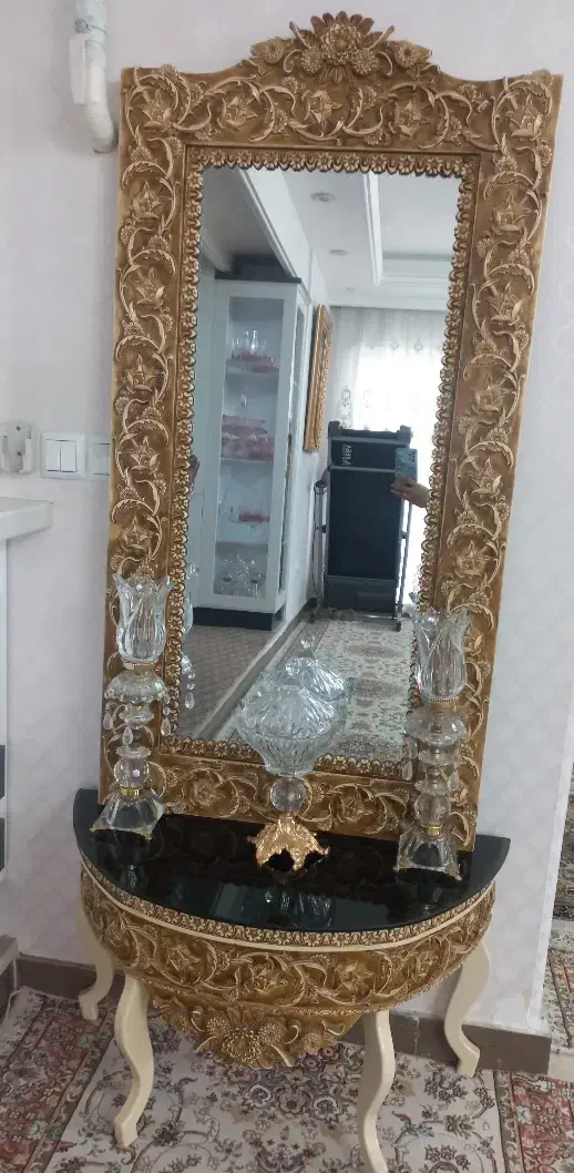 آینه  و شمعدان و میز|بوفه، ویترین، کنسول|قم, پردیسان|دیوار