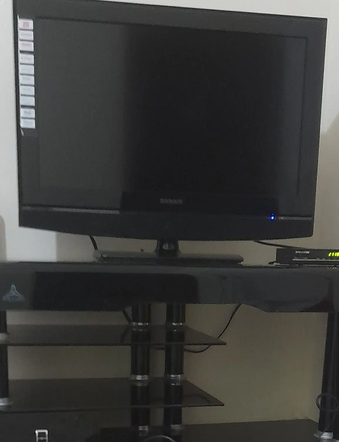 ال سی دی  صنام|تلویزیون و پروژکتور|پرند, فاز ۶|دیوار