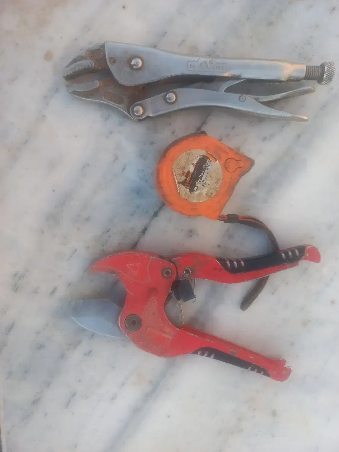 نیازمند شاگرد لوله کش|استخدام صنعتی، فنی، مهندسی|گناباد, |دیوار