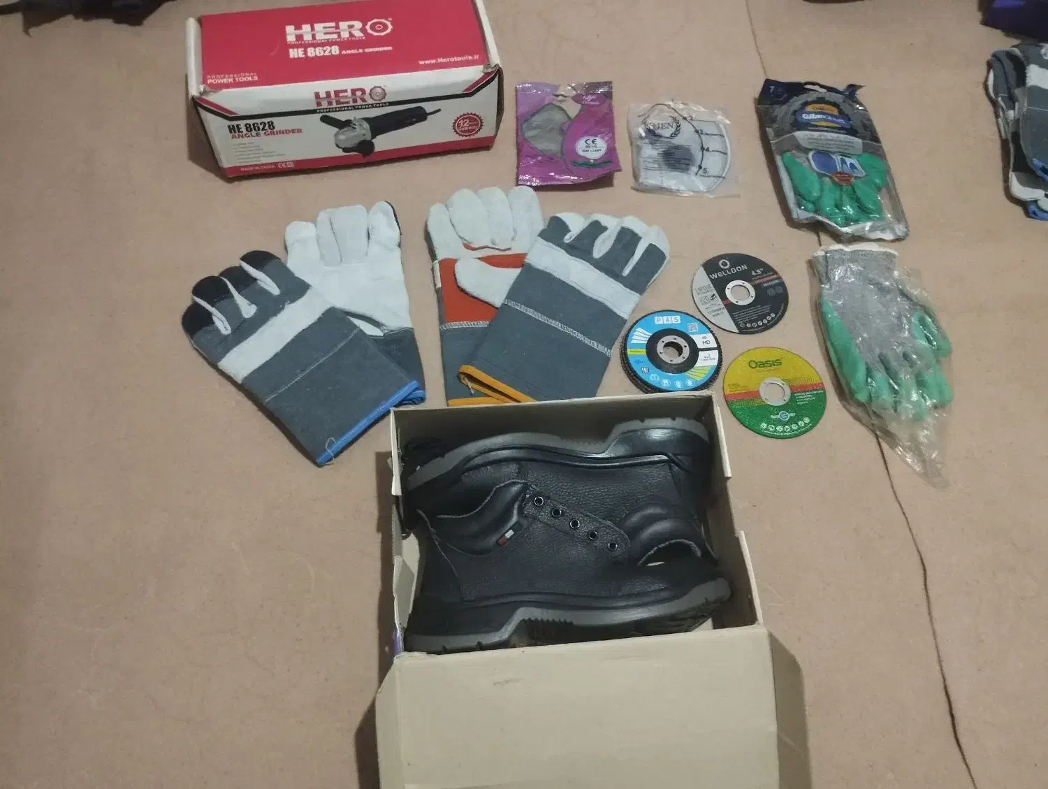 مینی فرز،دستکش کار،کفش ایمنی، چسب ،مینی فلاب و برش|ابزارآلات|کرج, شهرک فهمیده|دیوار