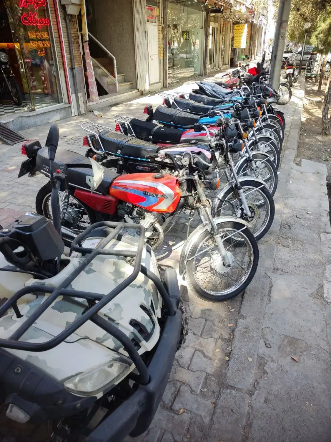 انواع موتور سیکلت|موتورسیکلت|کاشان, پشت شهربانی|دیوار