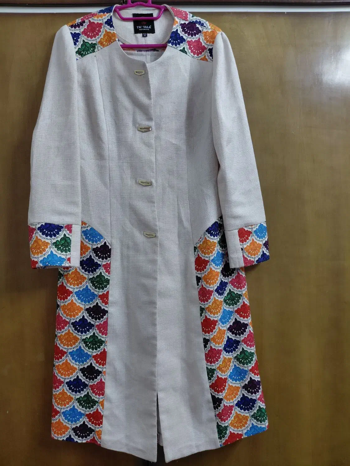 مانتو و لباس همه در حد نو همه با هم ۱۵۰۰|لباس|اردکان, |دیوار