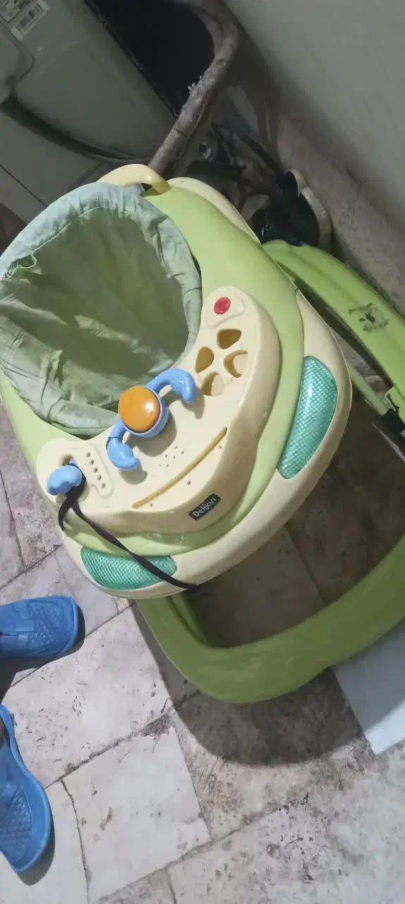 روروک سالم فقط پایه هاشو باسیم بستیم|اسباب و اثاث بچه|قم, ولیعصر|دیوار