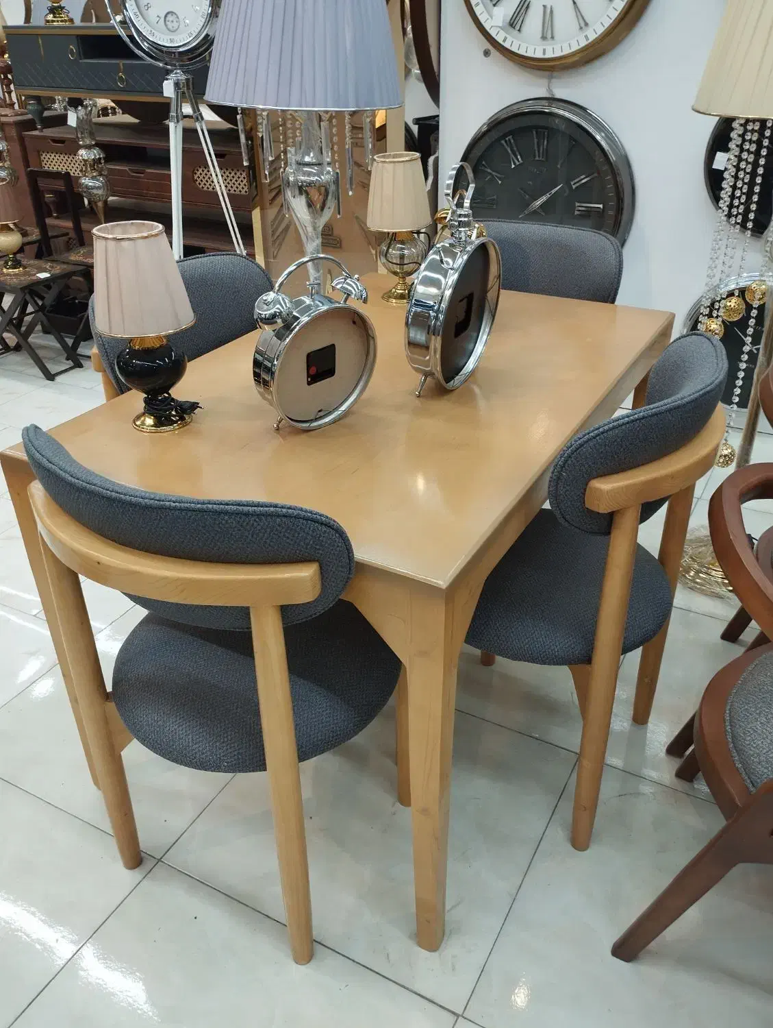 ناهار خوری عسلی کنسول میز تی وی شمع دونی|میز و صندلی غذاخوری|مشکین‌دشت, |دیوار