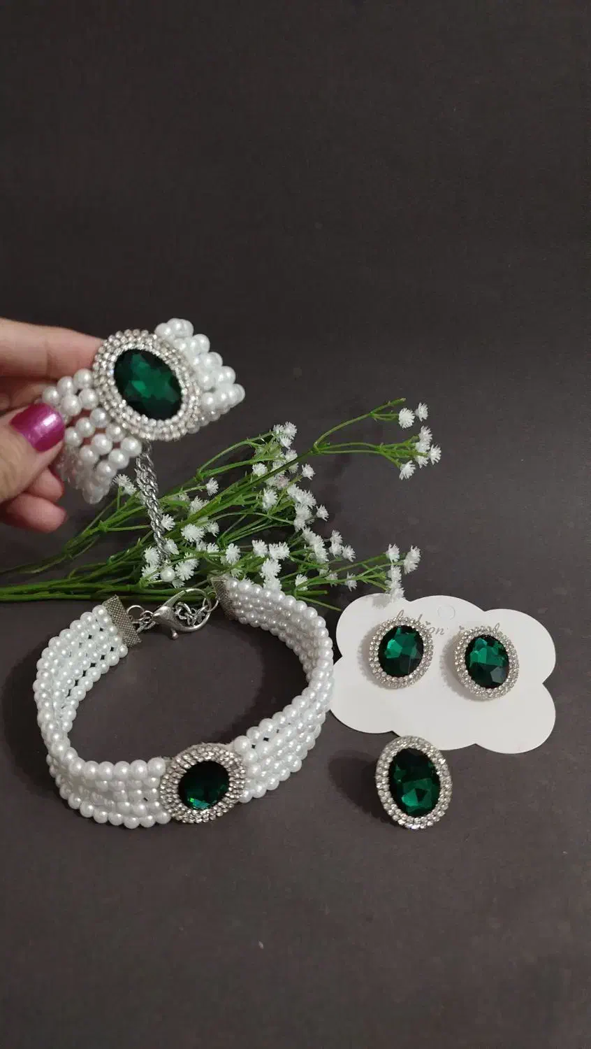 اکسسوری های خاص|زیورآلات و اکسسوری|رشت, استقامت ۲|دیوار