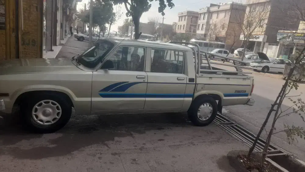 مزدا دو کابین ۲۰۰۰|خودرو سواری و وانت|رودسر, |دیوار