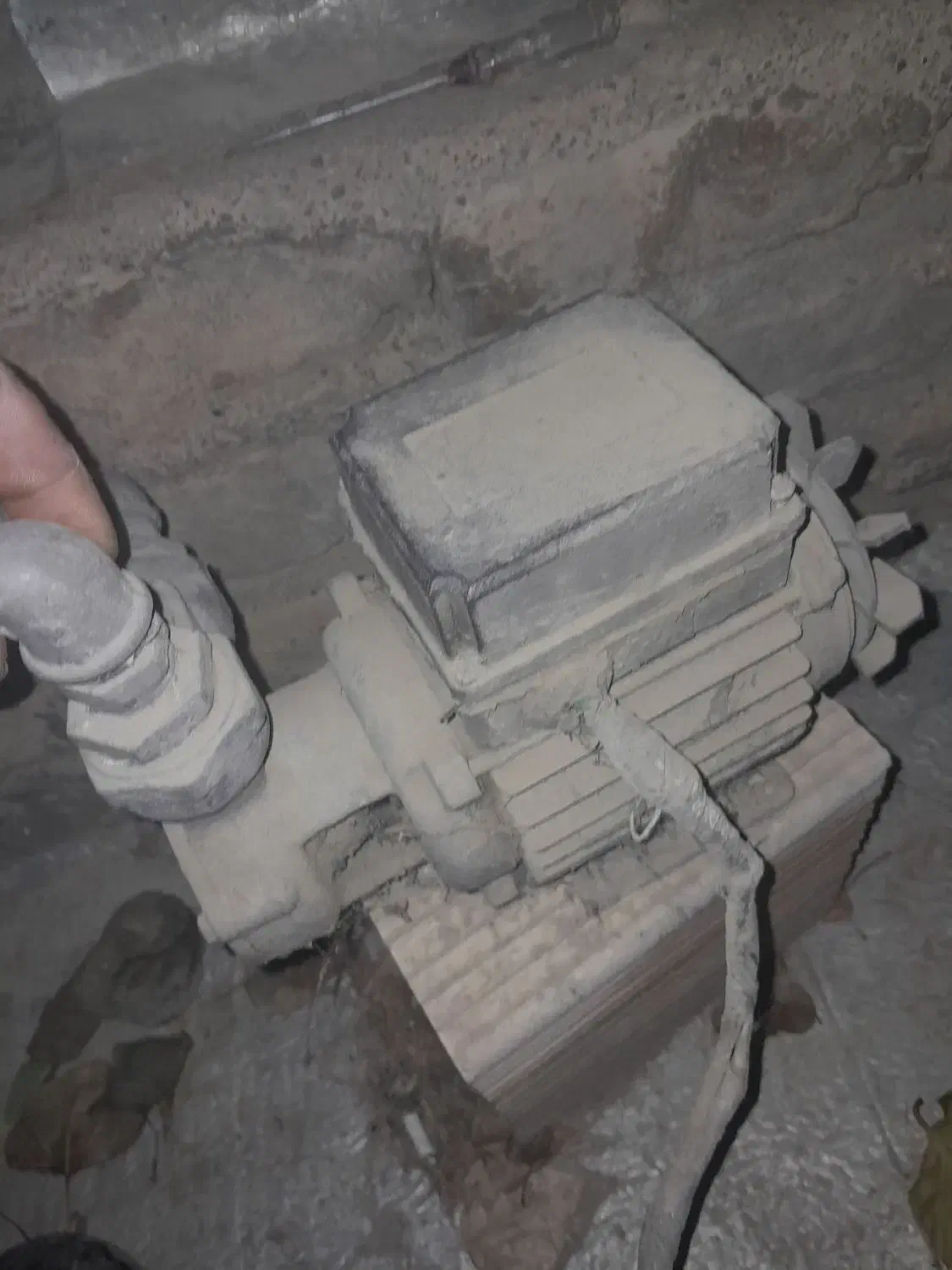 پمپ ساخت ایتالیا|ابزارآلات|چهارباغ, |دیوار