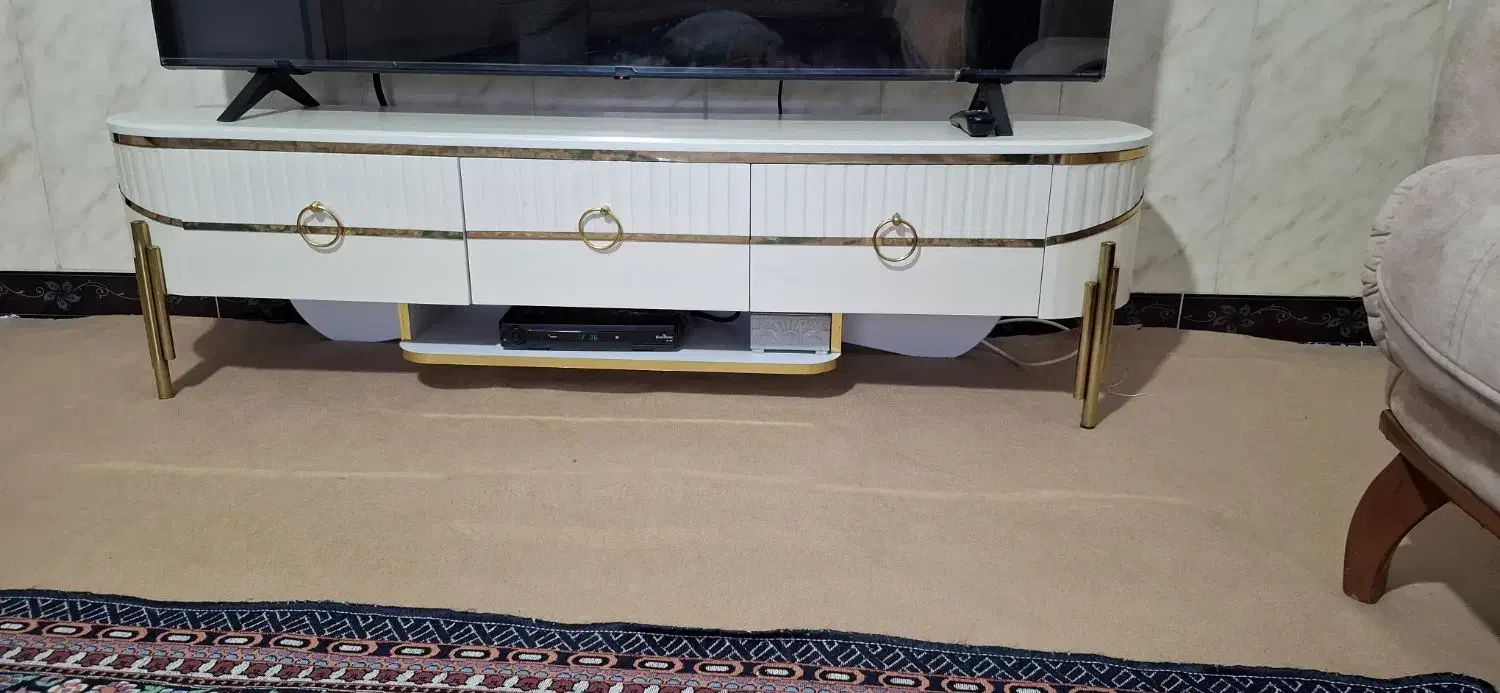 میز تلویزیون ام دی اف کاملا سالم|میز تلویزیون|شاهین دژ, |دیوار