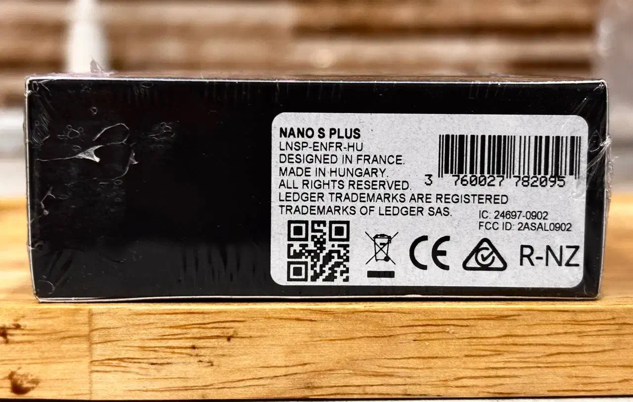 کیف پول سخت افزاری لجر مدل نانو اس پلاس|قطعات و لوازم جانبی رایانه|تهران, هروی|دیوار